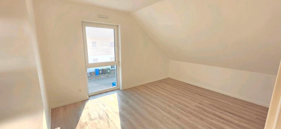 Einfamilienhaus Wöllstein - 5 Zimmer, 136 m&sup2;, 1.850&euro; | Angebot:26429859