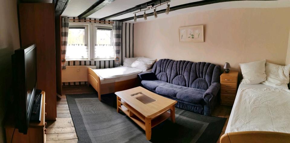Wohnen auf Zeit Dransfeld - 4 Zimmer, 103 m&sup2;, 15&euro; | Angebot:26449342