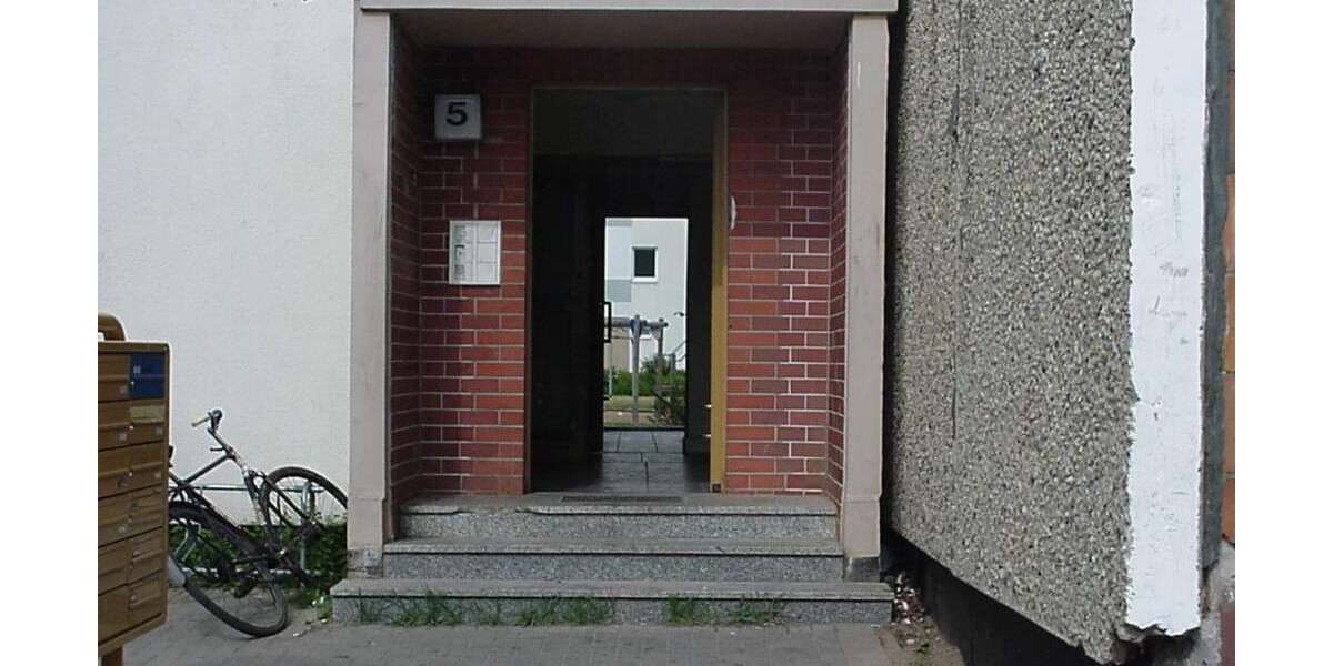 Etagenwohnung Wolgast - 4 Zimmer, 87 m&sup2;, 446&euro; | Angebot:26800601