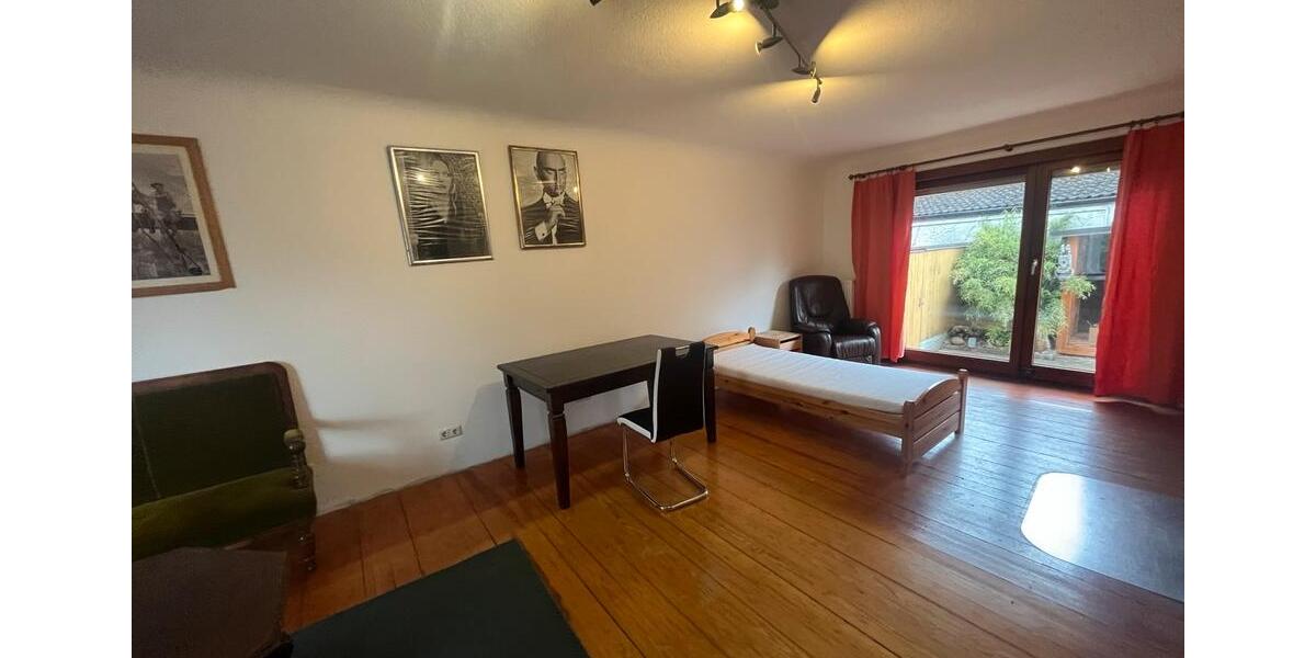 Wohnen auf Zeit Hamburg Altona - 8 Zimmer, 15 m&sup2;, 600&euro; | Angebot:25238918