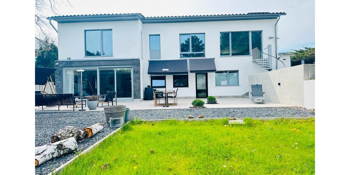 Erdgeschoßwohnung Düren Rölsdorf - 4 Zimmer, 130 m&sup2;, 1.450&euro; | Angebot:26258520