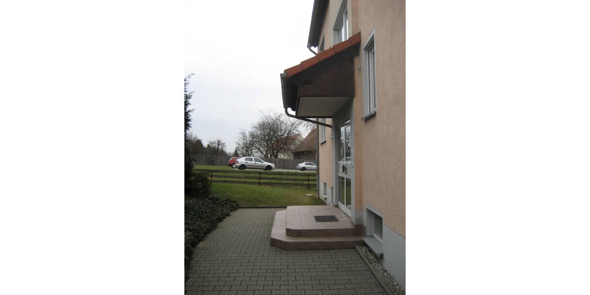 Etagenwohnung Nossen Rhäsa - 3 Zimmer, 74 m&sup2;, 450&euro; | Angebot:26139576