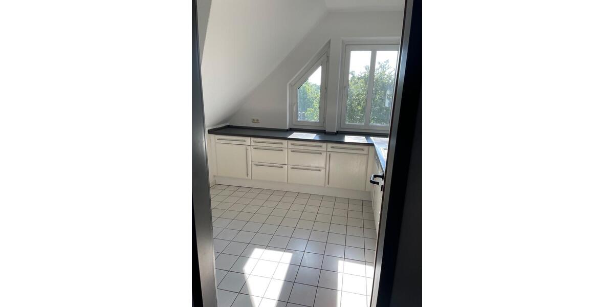 Etagenwohnung Minden - 3 Zimmer, 149 m&sup2;, 1.150&euro; | Angebot:26676314