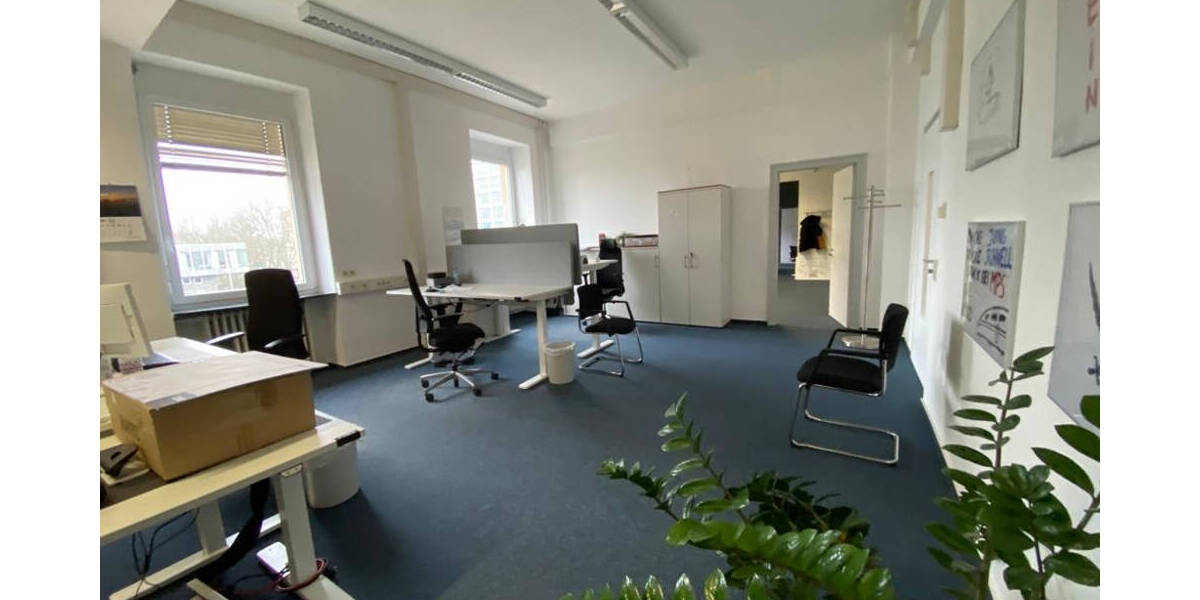 Mehrfamilienhaus, Wohnhaus Karlsruhe / Innenstadt Weststadt - 6 Zimmer, 2 m&sup2;, 19.000&euro; | Angebot:20596680