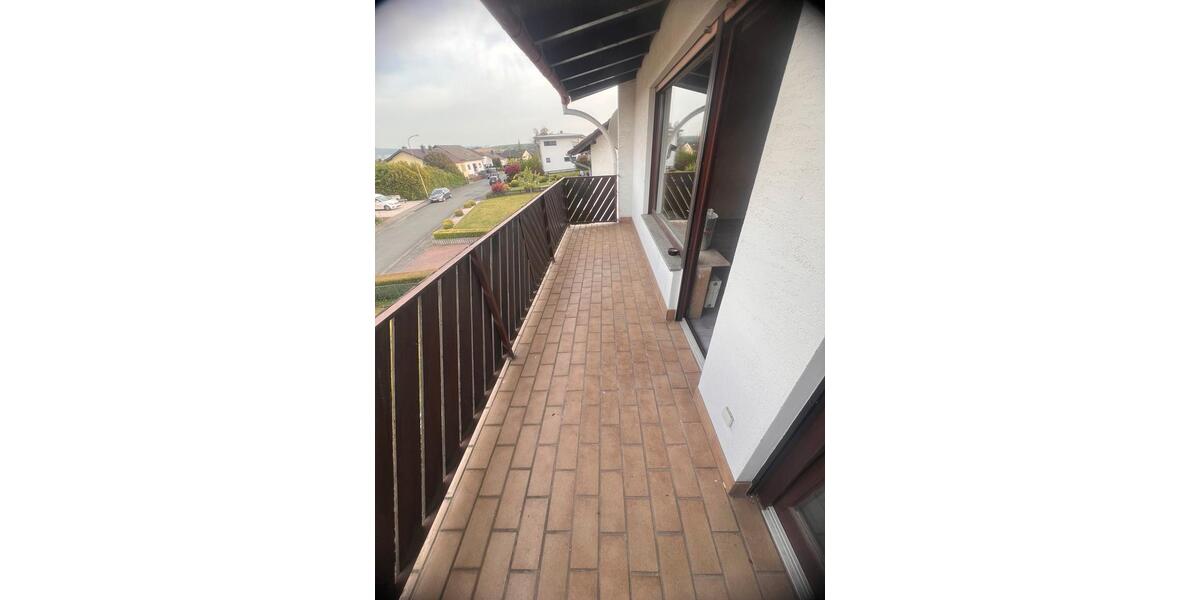 Dachgeschoßwohnung Aßlar - 3 Zimmer, 86 m&sup2;, 1.100&euro; | Angebot:25749667