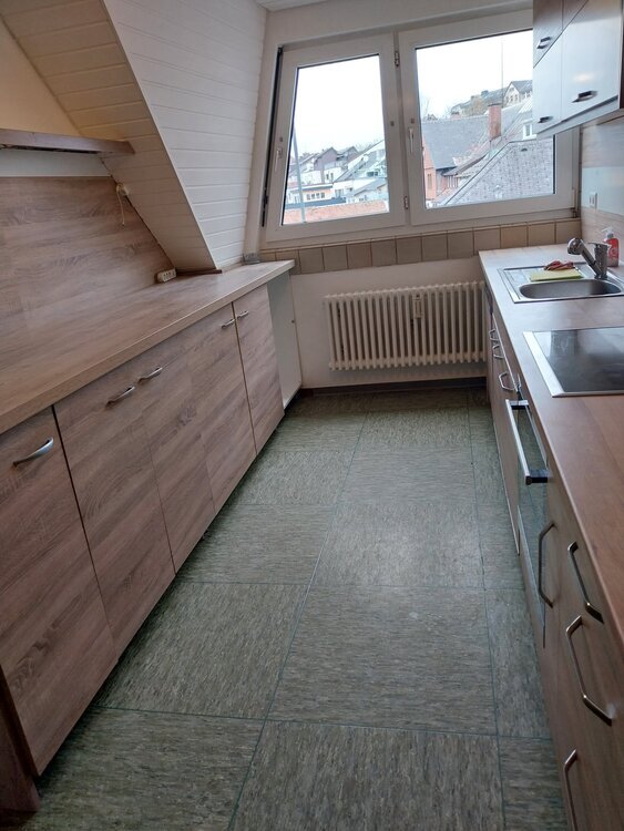 große Dachgeschoßwohnung mit Ausblick