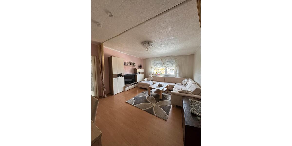 Etagenwohnung Ludwigshafen am Rhein Mundenheim - 3 Zimmer, 75 m&sup2;, 890&euro; | Angebot:26600151