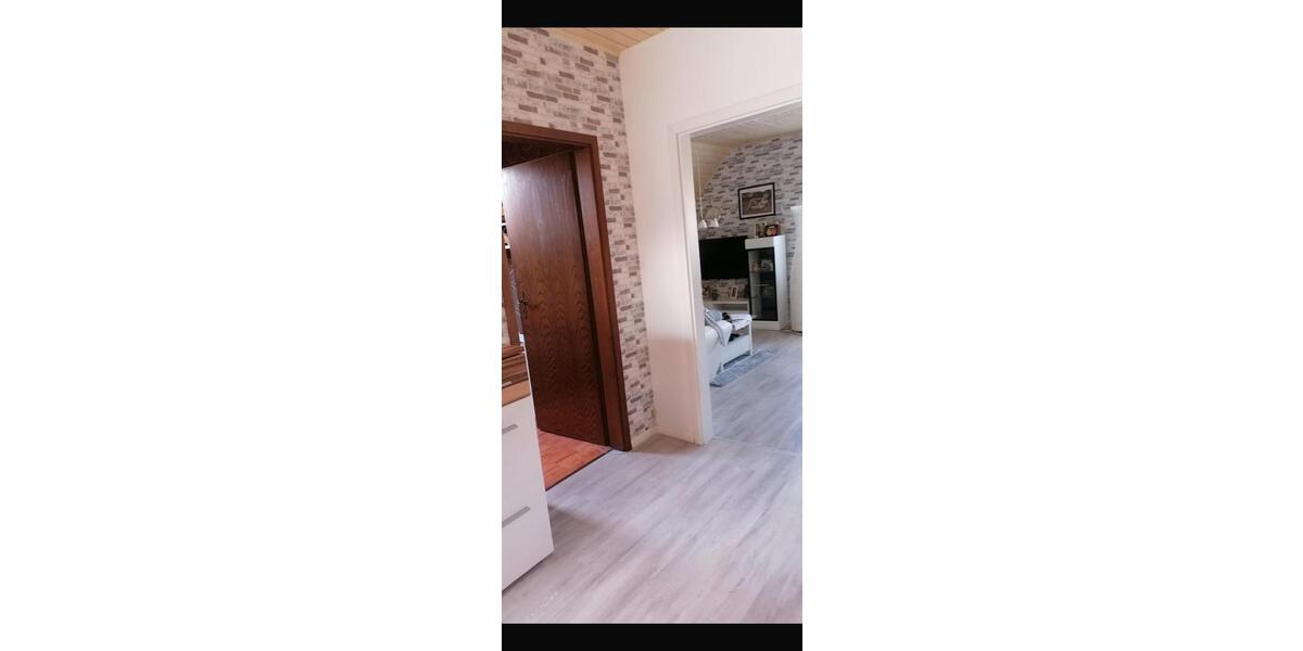 Dachgeschoßwohnung Betzdorf - 3 Zimmer, 90 m&sup2;, 700&euro; | Angebot:26600170