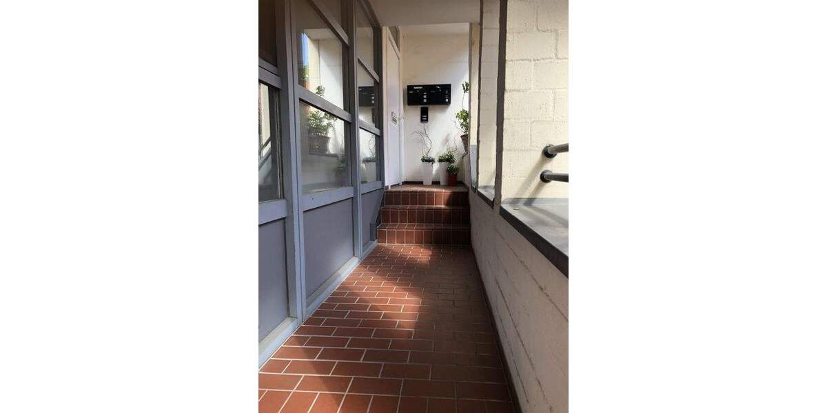 Etagenwohnung Flensburg Altstadt - 2 Zimmer, 82 m&sup2;, 535&euro; | Angebot:23972370