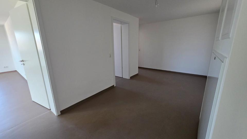Etagenwohnung Deggendorf - 4 Zimmer, 101 m&sup2;, 980&euro; | Angebot:24560734