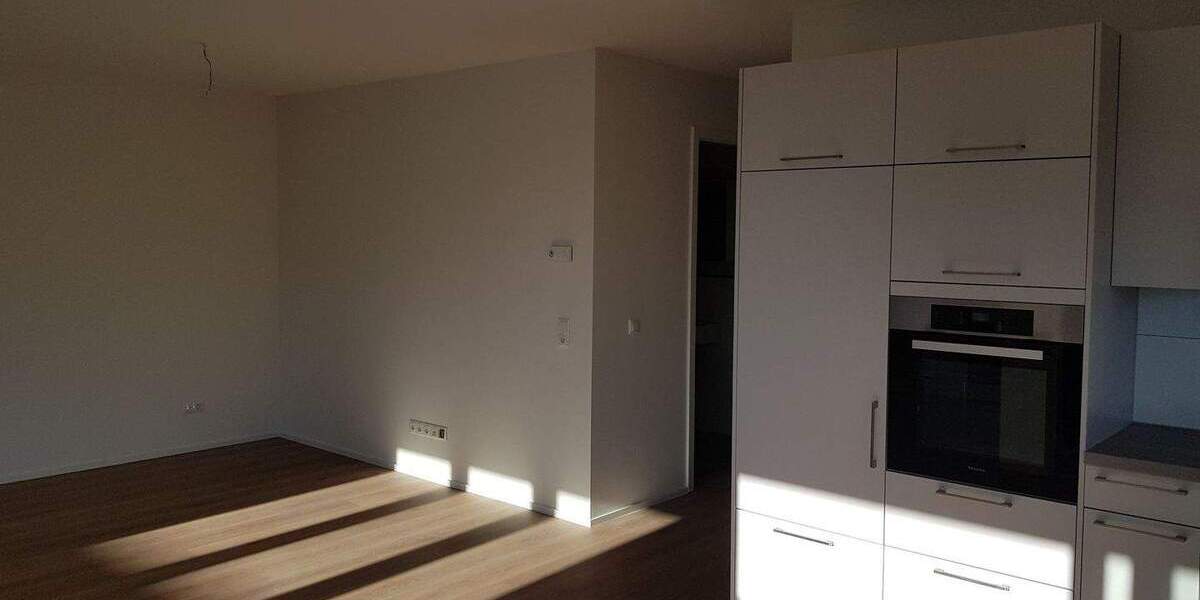 Etagenwohnung Weil am Rhein - 3 Zimmer, 93 m&sup2;, 1.525&euro; | Angebot:25703784