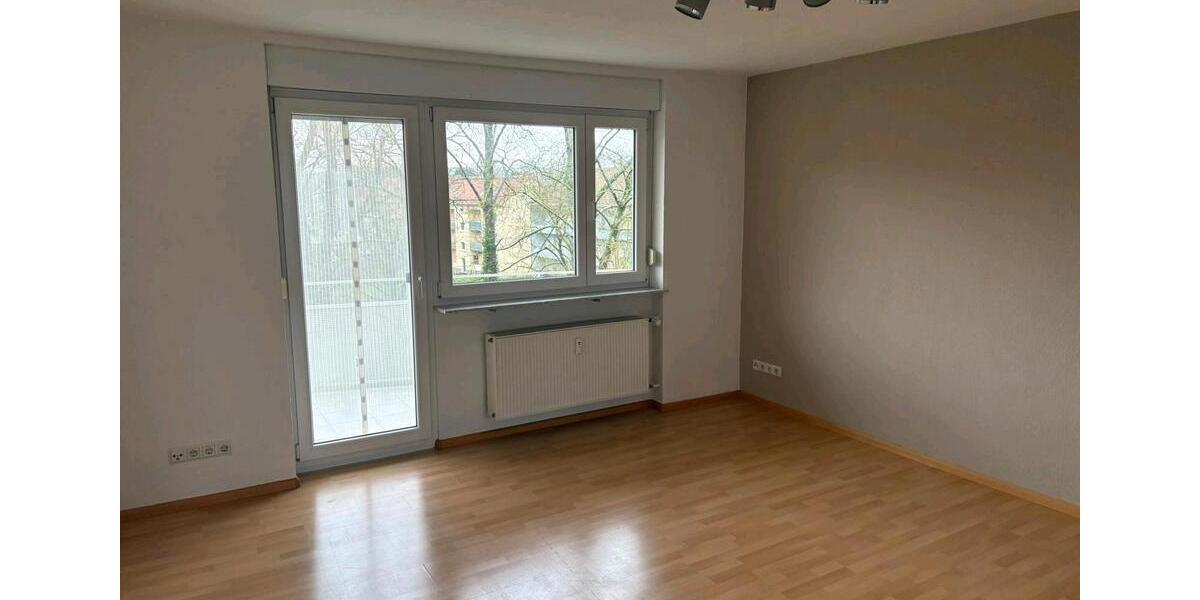 Etagenwohnung Saarbrücken Malstatt - 4 Zimmer, 83 m&sup2;, 750&euro; | Angebot:25053296