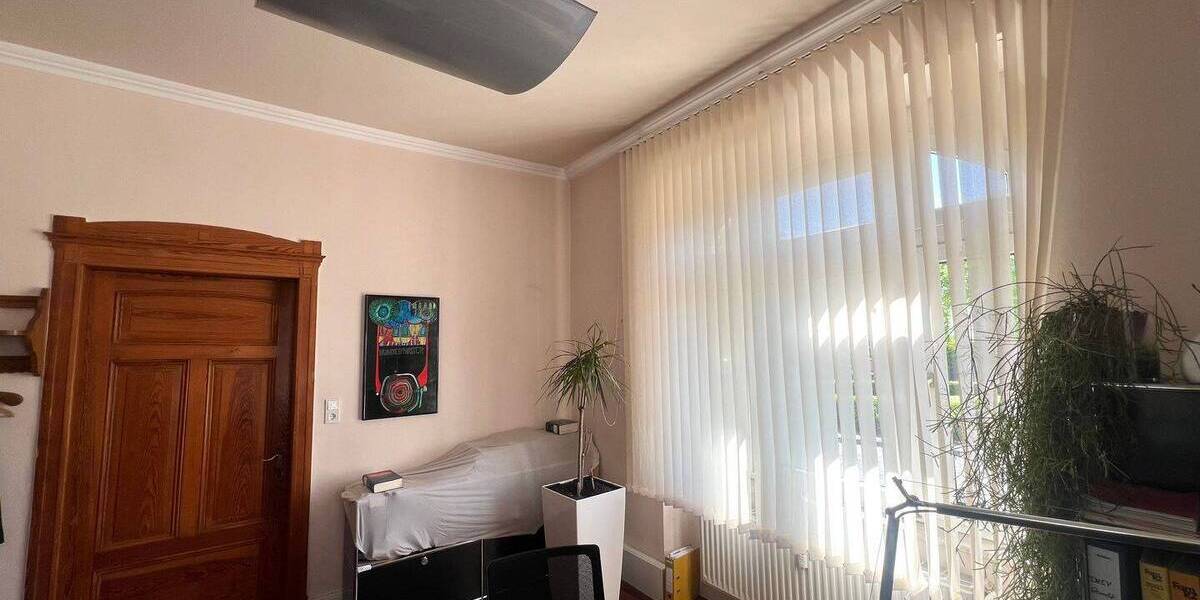 Gewerbeobjekt Bad Sobernheim - 5 Zimmer, 120 m&sup2;, 1.350&euro; | Angebot:26487864