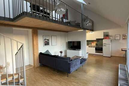 Wohnung München Haidhausen - 2 Zimmer, 79 m&sup2;, 2.250&euro; | Angebot:27253487