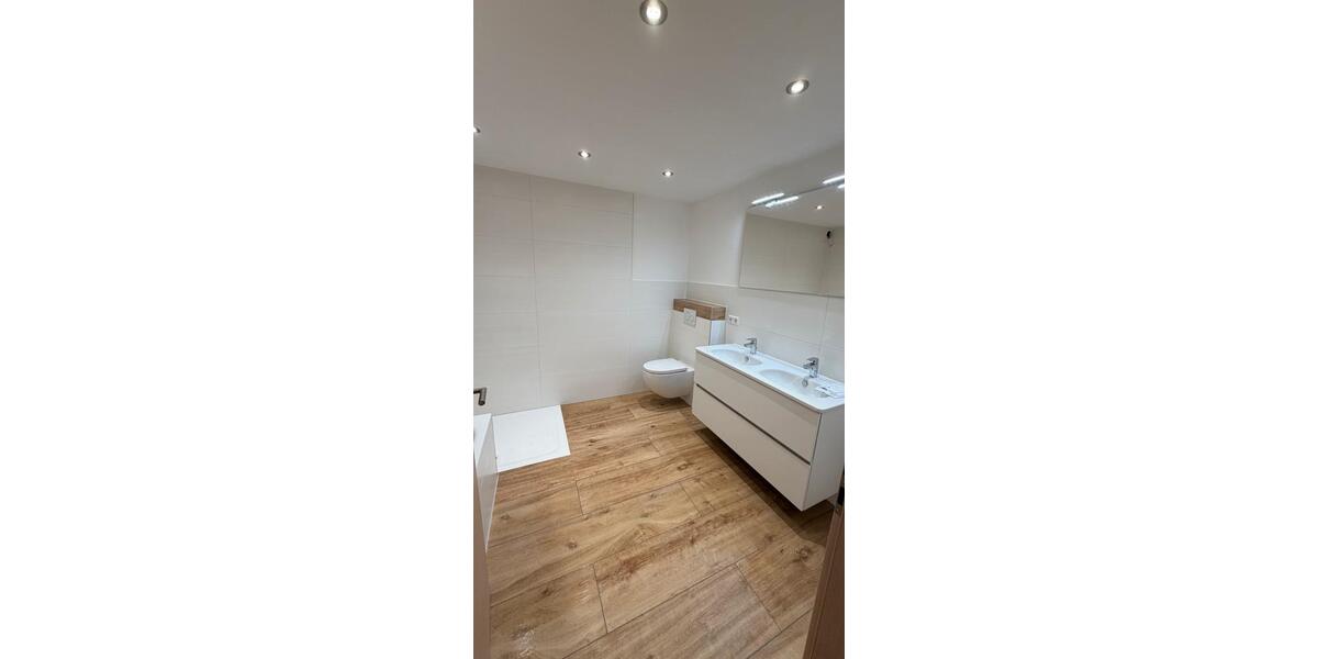 Erdgeschoßwohnung Mutlangen - 4 Zimmer, 110 m&sup2;, 1.300&euro; | Angebot:25843420