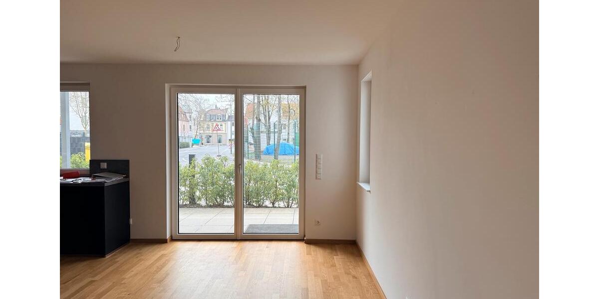 Erdgeschoßwohnung Coburg - 2 Zimmer, 61 m&sup2;, 1.100&euro; | Angebot:26018674