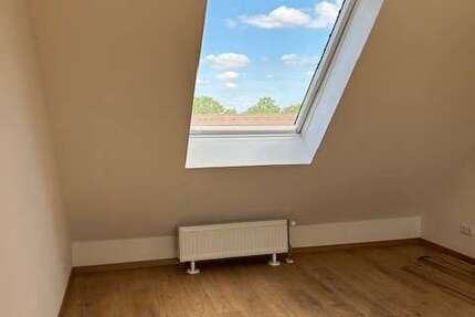 Wohnung zum Mieten in Hürth 325 € 34 m² 1 zimmer