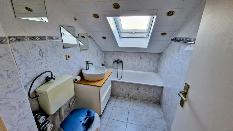 Dachgeschoßwohnung Münster (Hessen) - 3 Zimmer, 54 m&sup2;, 680&euro; | Angebot:25277884