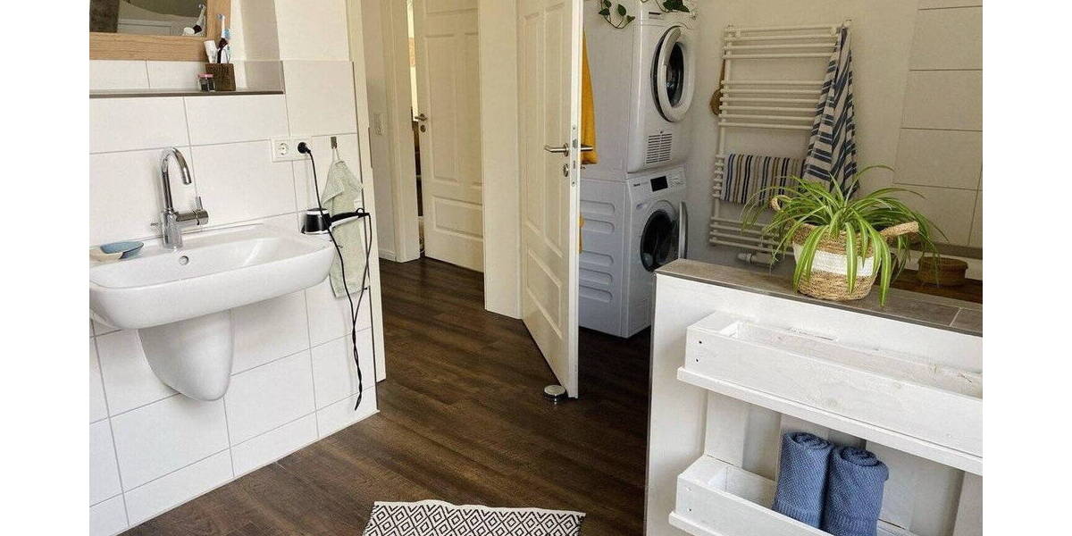 Etagenwohnung Schleswig Lollfuß - 3 Zimmer, 106 m&sup2;, 1.060&euro; | Angebot:26150655