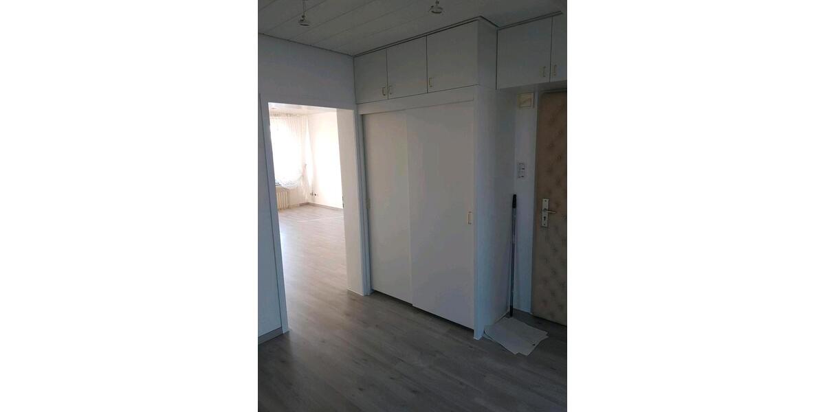 Etagenwohnung Solingen Wald - 3 Zimmer, 83 m&sup2;, 800&euro; | Angebot:26335365