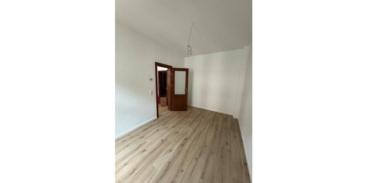 Etagenwohnung Meißen - 2 Zimmer, 54 m&sup2;, 350&euro; | Angebot:26621398