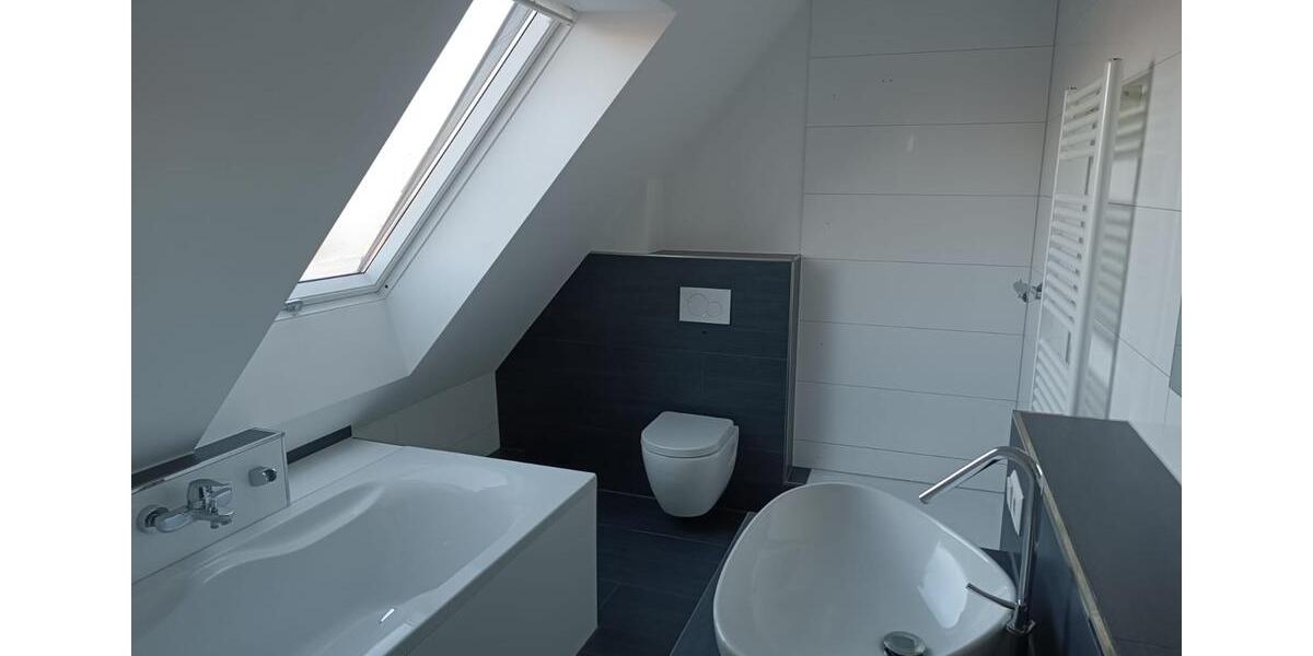 Dachgeschoßwohnung Rheinzabern - 2 Zimmer, 93 m&sup2;, 1.050&euro; | Angebot:24744183