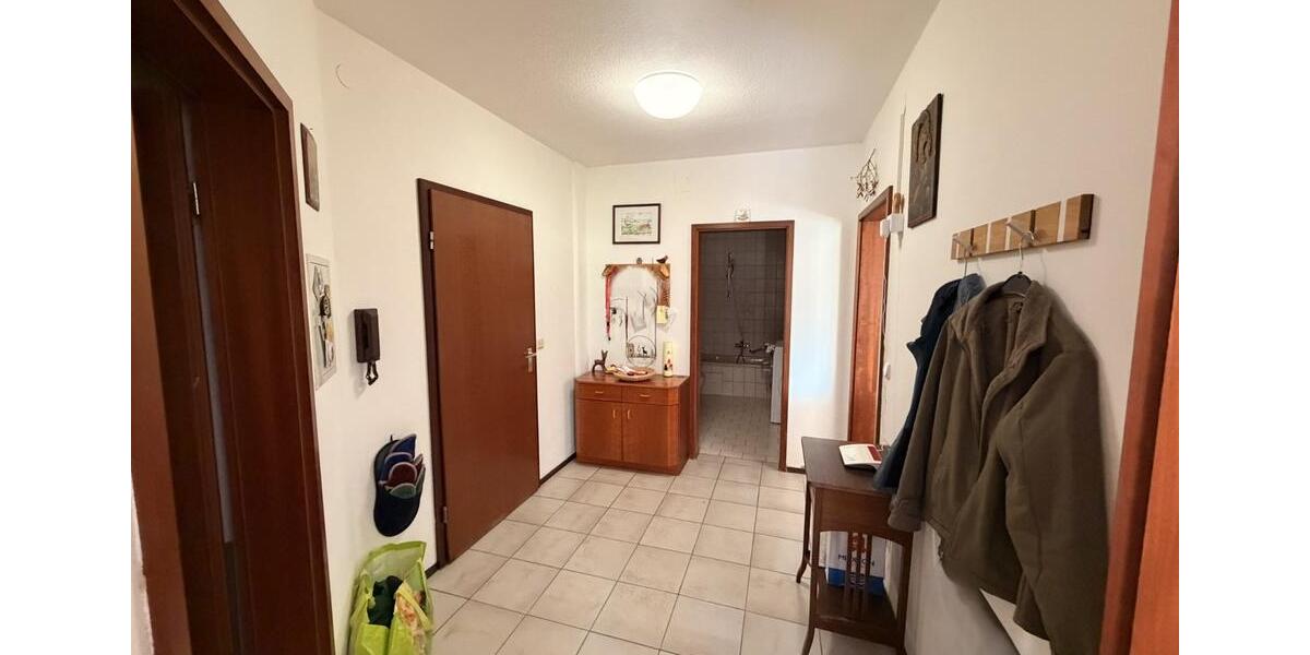 Hochparterre Neuendettelsau - 2 Zimmer, 62 m&sup2;, 574&euro; | Angebot:24978061