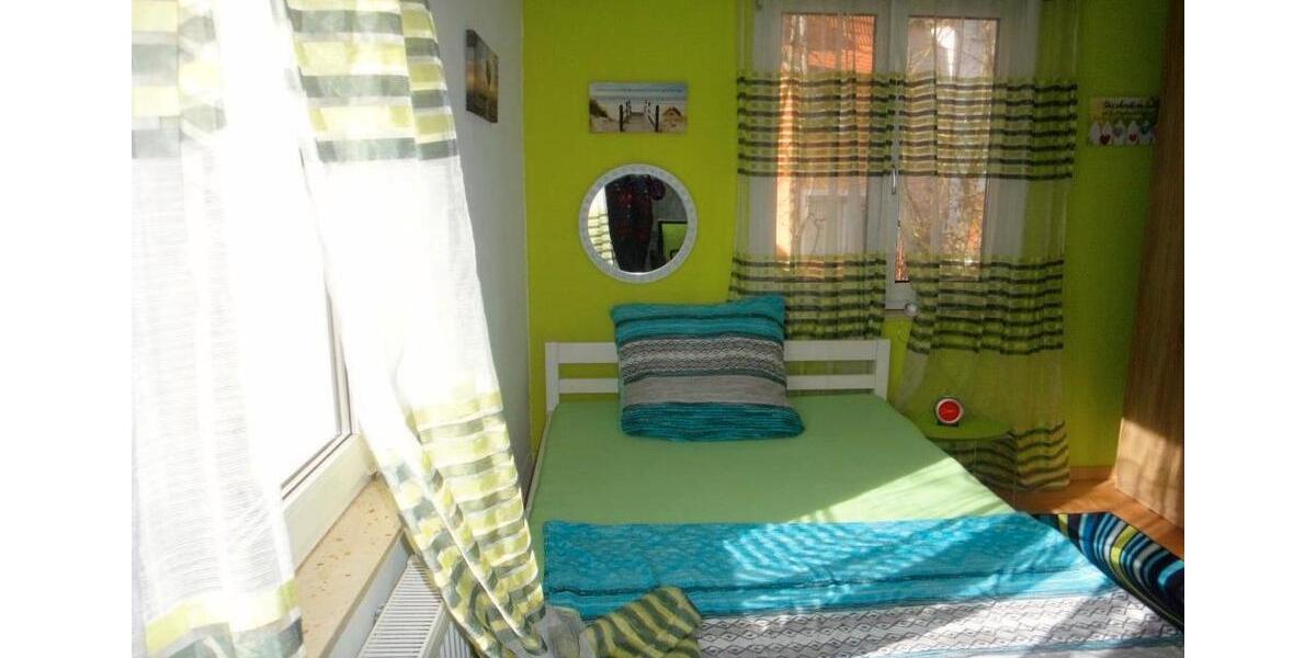 Wohnen auf Zeit Villingen-Schwenningen Schwenningen - 1 Zimmer, 14 m&sup2;, 350&euro; | Angebot:26434346