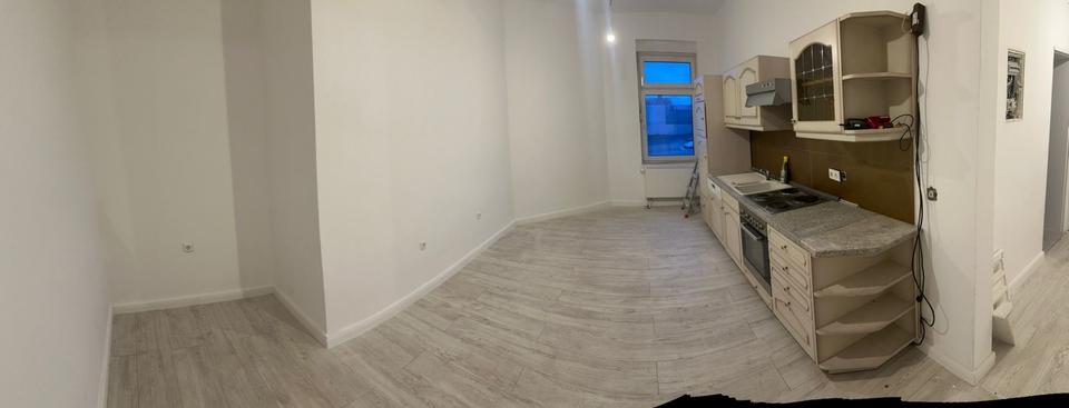 Erstbezug nach Sanierung - 4 Zimmer Zentrumsnahe Wohnung 4 zimmer