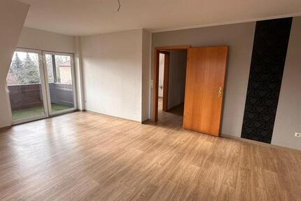 Wohnung Eisleben (Lutherstadt) - 4 Zimmer, 87 m&sup2;, 522&euro; | Angebot:25143356