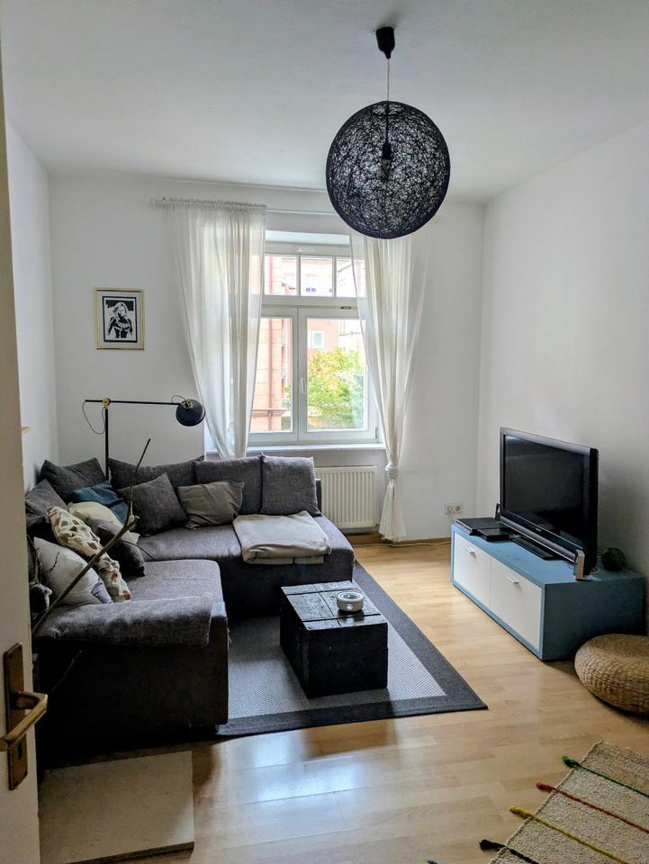 3-Zi. mit Balkon, renov. Altbau, ruhig+zentral im 1. OG zimmer