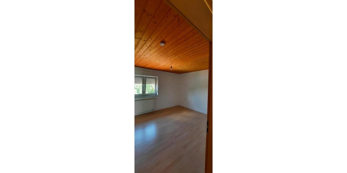 Etagenwohnung Schwendi - 3 Zimmer, 80 m&sup2;, 700&euro; | Angebot:26580146
