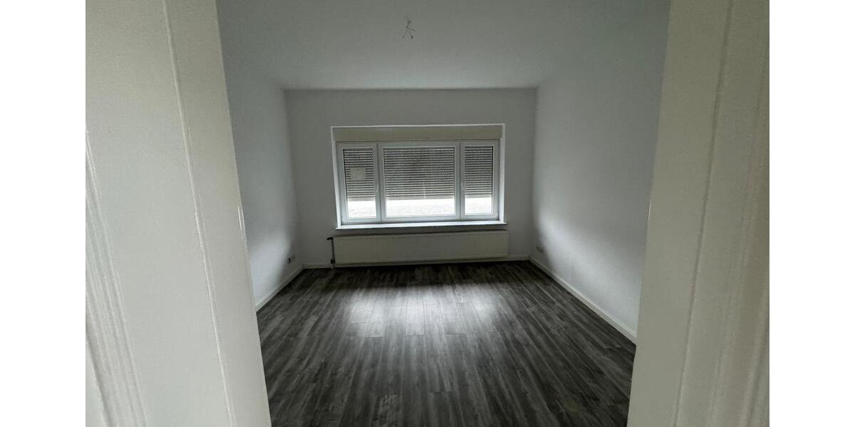 Erdgeschoßwohnung Lunden - 3 Zimmer, 77 m&sup2;, 670&euro; | Angebot:24382530