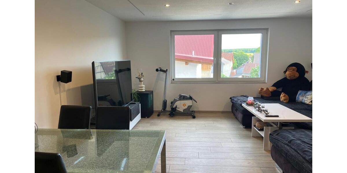Etagenwohnung Hohenroth - 3 Zimmer, 78 m&sup2;, 800&euro; | Angebot:26615835