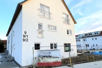 Neu zur Miete: Energieeffizientes Reihenhaus mit 6 Zimmern in Weinsberg zum Erstbezug 6 zimmer