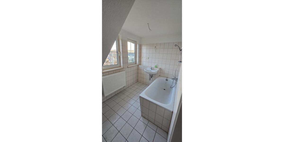 Dachgeschoßwohnung Marienberg - 2 Zimmer, 62 m&sup2;, 338&euro; | Angebot:26230285