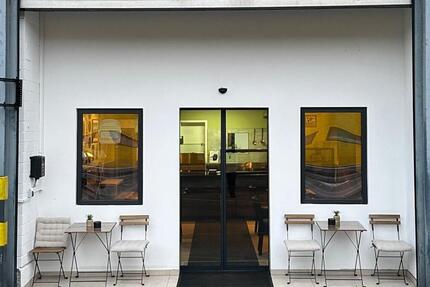 Kernsaniertes Imbisslokal mit Inventarübernahme auf Betriebsgelände – Dortmund zimmer