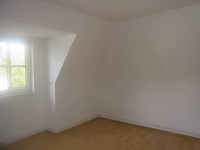 DG-Wohnung mit Einbauküche für Singles – 37,8 m², verfügbar ab Januar 2 zimmer