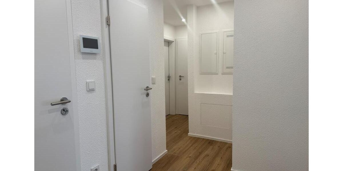 Erstbezug nach Kernsanierung 3 Zimmer Wohnung mit Balkon in Neuss 3 zimmer