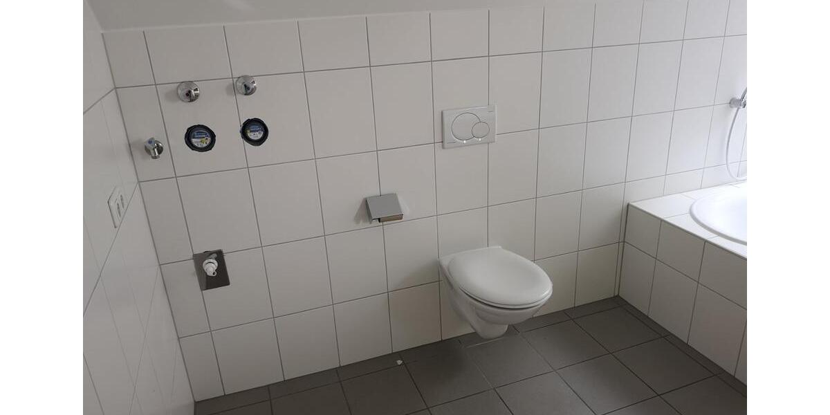 Wunderschöne, helle, geräumige 4 Zimmer Wohnung 4 zimmer