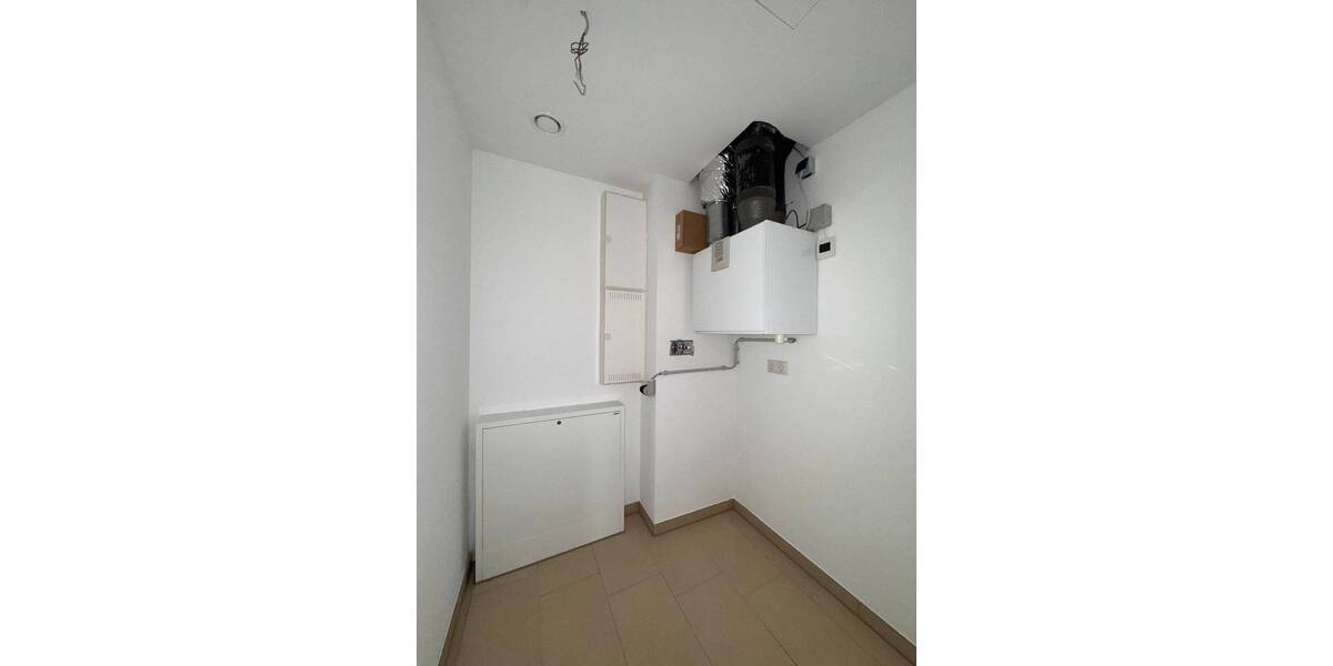 Etagenwohnung Wedel - 3 Zimmer, 93 m&sup2;, 1.442&euro; | Angebot:26673564