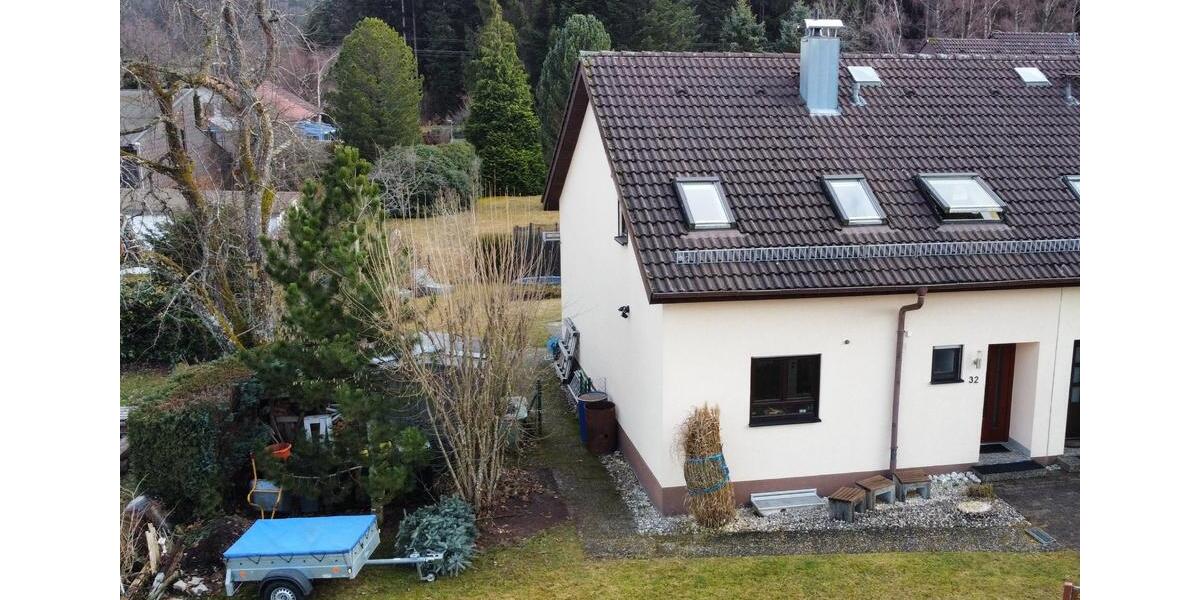 Reihenhaus Schömberg - 4.5 Zimmer, 116 m&sup2;, 1.550&euro; | Angebot:25067228