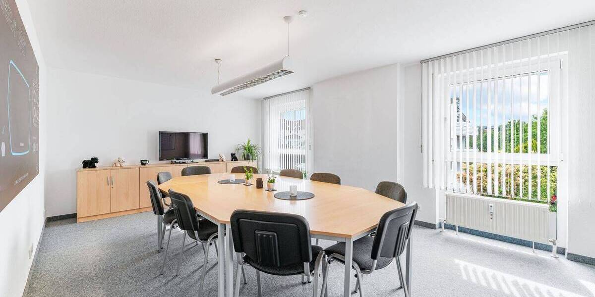 Gewerbeobjekt Oberstenfeld - 6 Zimmer, 1.650&euro; | Angebot:26799209