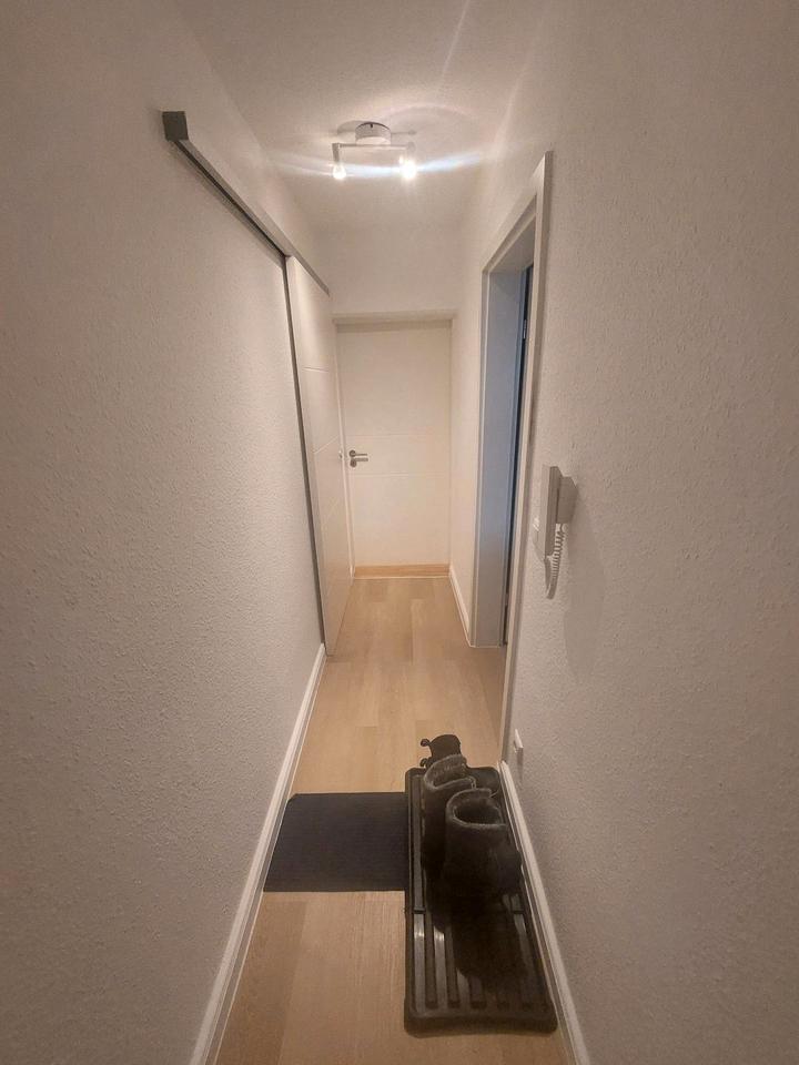 Zweiraum-Wohnung mit EBK und Terasse