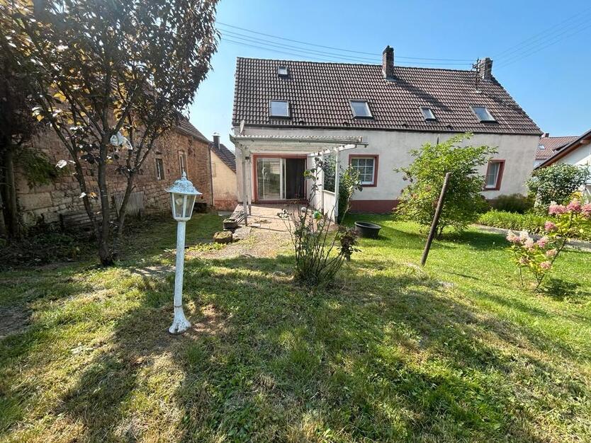 Einfamilienhaus mit viel Platz für Familie & Hobby