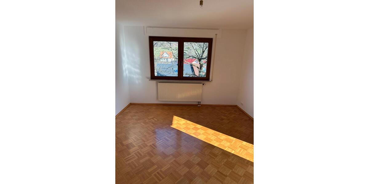 Erdgeschoßwohnung Loffenau - 4 Zimmer, 90 m&sup2;, 970&euro; | Angebot:26004492