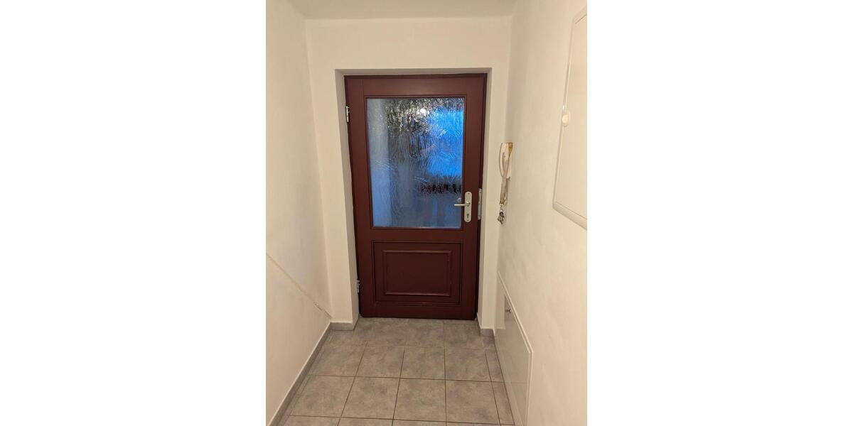 Dachgeschoßwohnung Ballenstedt - 3 Zimmer, 67 m&sup2;, 402&euro; | Angebot:23818827