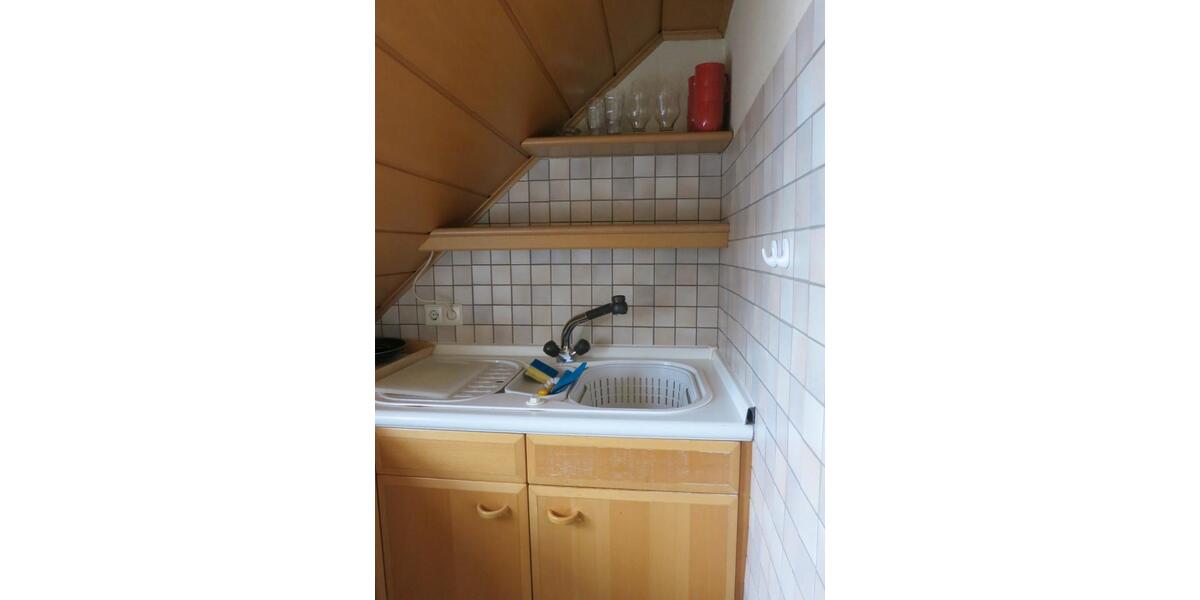 Dachgeschoßwohnung Wolfsburg - 2 Zimmer, 45 m&sup2;, 550&euro; | Angebot:27594911
