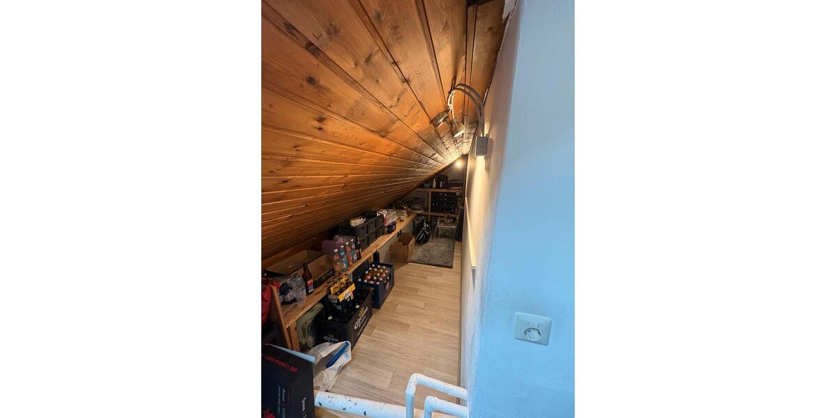Dachgeschoßwohnung Manching - 3.5 Zimmer, 85 m&sup2;, 850&euro; | Angebot:26706088