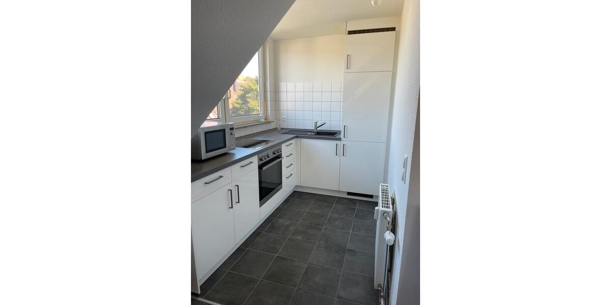 Dachgeschoßwohnung Nürtingen - 1 Zimmer, 41 m&sup2;, 670&euro; | Angebot:25498367